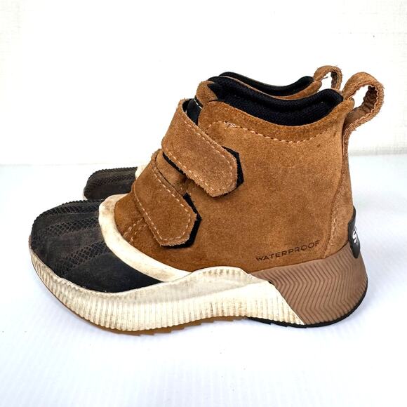 SOREL Out N About™ Classic Boot Kids 10 Waterproof Suede Outdoors Winter Camping
